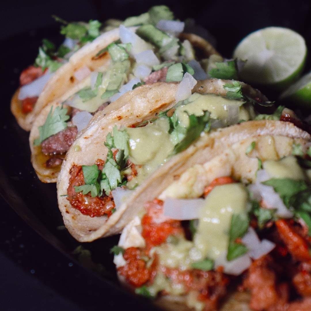 10 Tacos de Trompo.