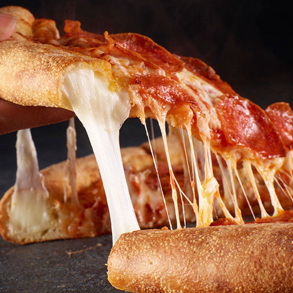 PIZZA DE GRANDE PEPPERONI CON ORILLA DE QUESO