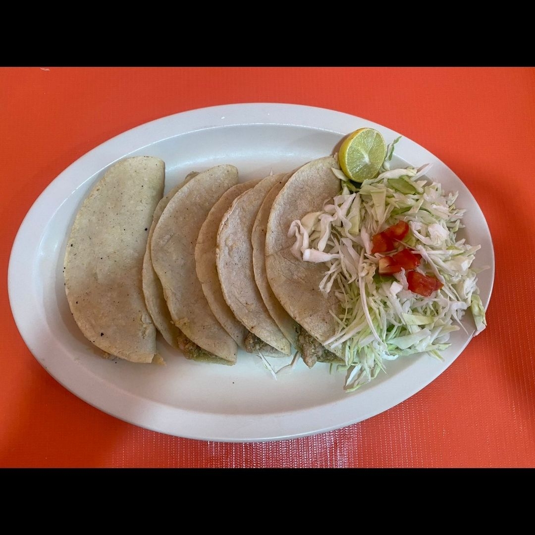 Orden de Tacos de Maíz de Deshebrada 4 pzas