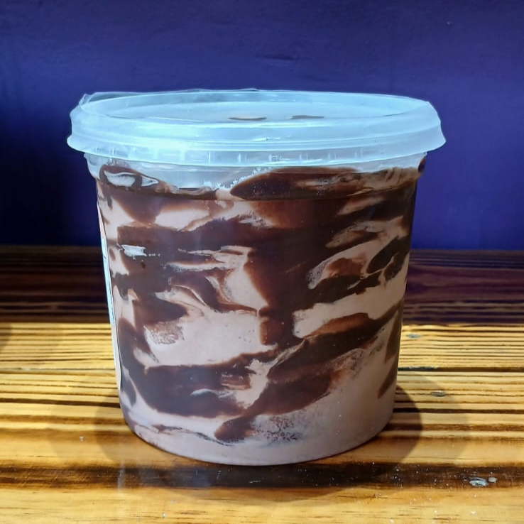 Sorvete sabor chocolate trufado 1,5l, para a familia toda.