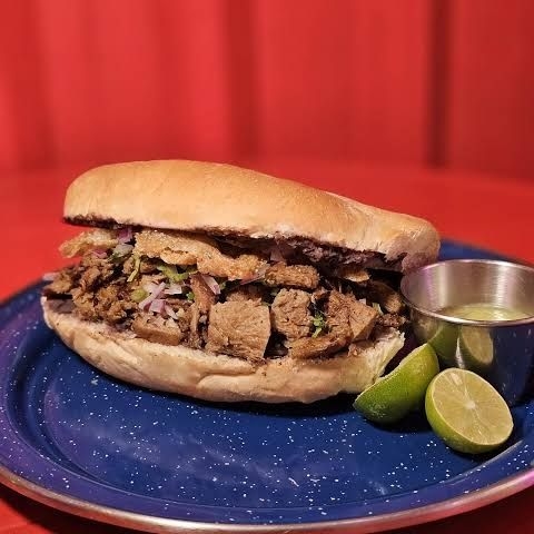 Torta Carnitas Faustillo