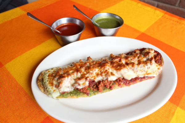 Huarache Choriqueso