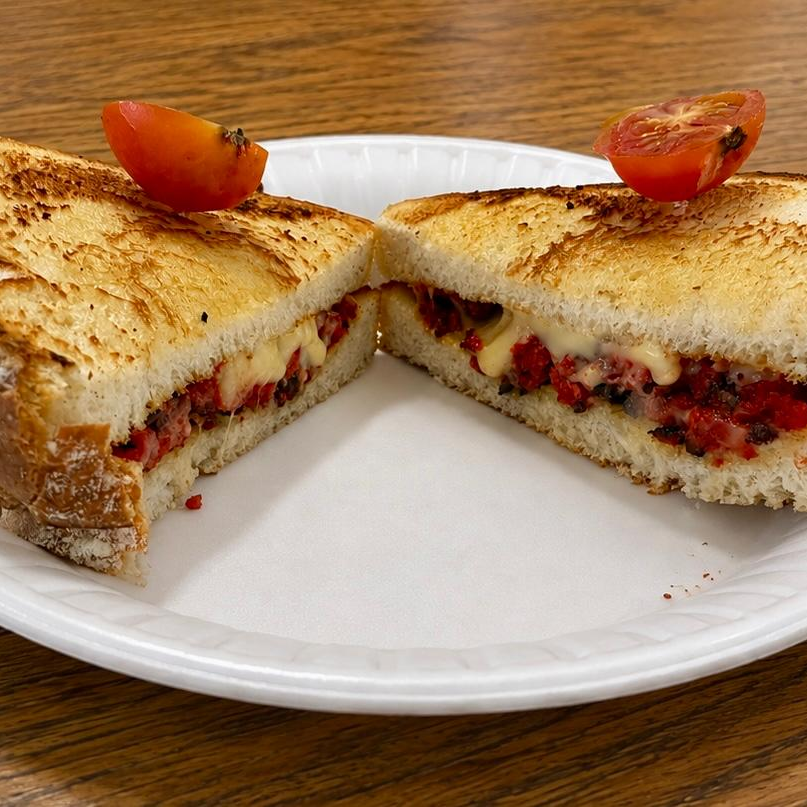 Sandwich de Queso con Chorizo