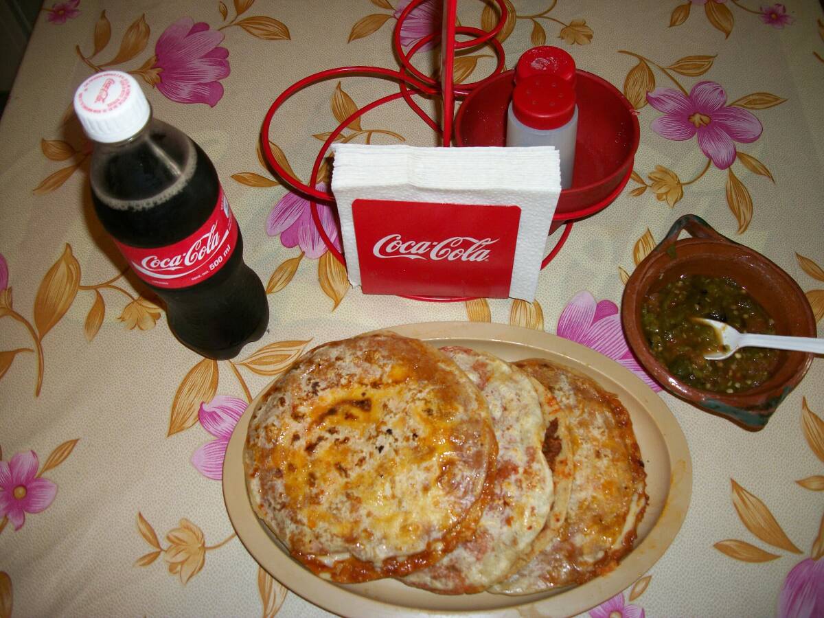 Gorditas Coronado 2 La Huerta (frente a soriana Madero)