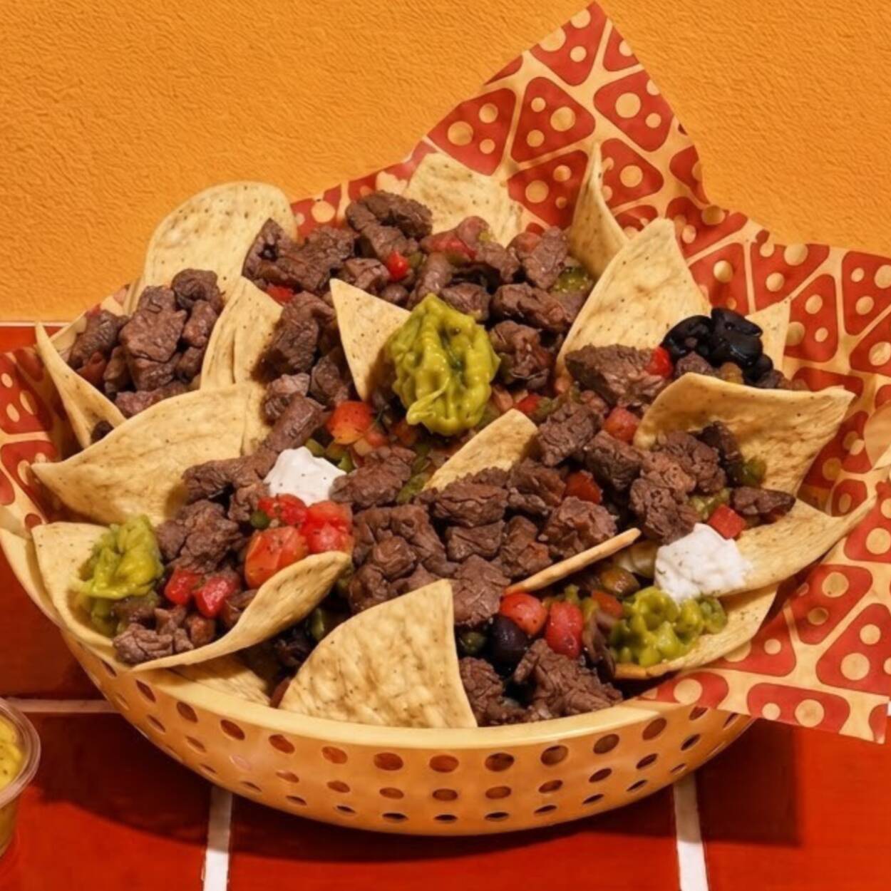 Nachos Carne Bowl