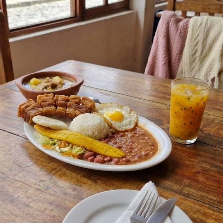 Almuerzo Ejecutico con Chicharron