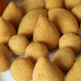 50 Salgados Variados (Tamanho Festa)