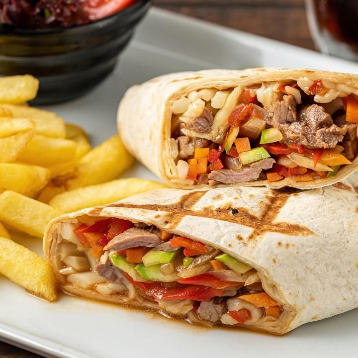 Mega Burrito con papas + Coca-Cola