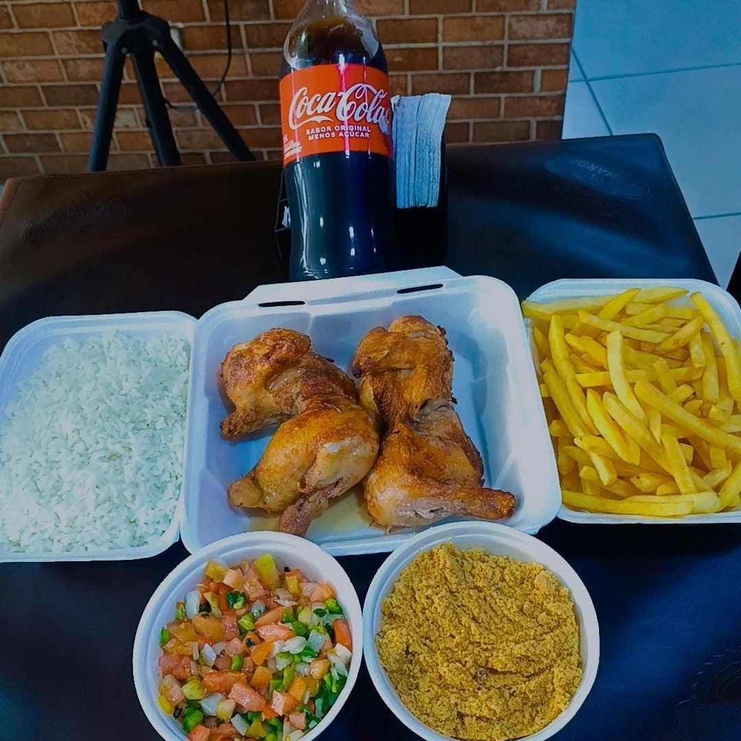 1.4 frango assado, arroz batata frita Farofa molho a campanha 1 coca cola, ou Fanta ou Guaraná antártica 1,500, come ate 3 pessoas