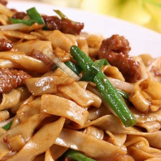 Sa Ho Fan Frito con Carne de Res