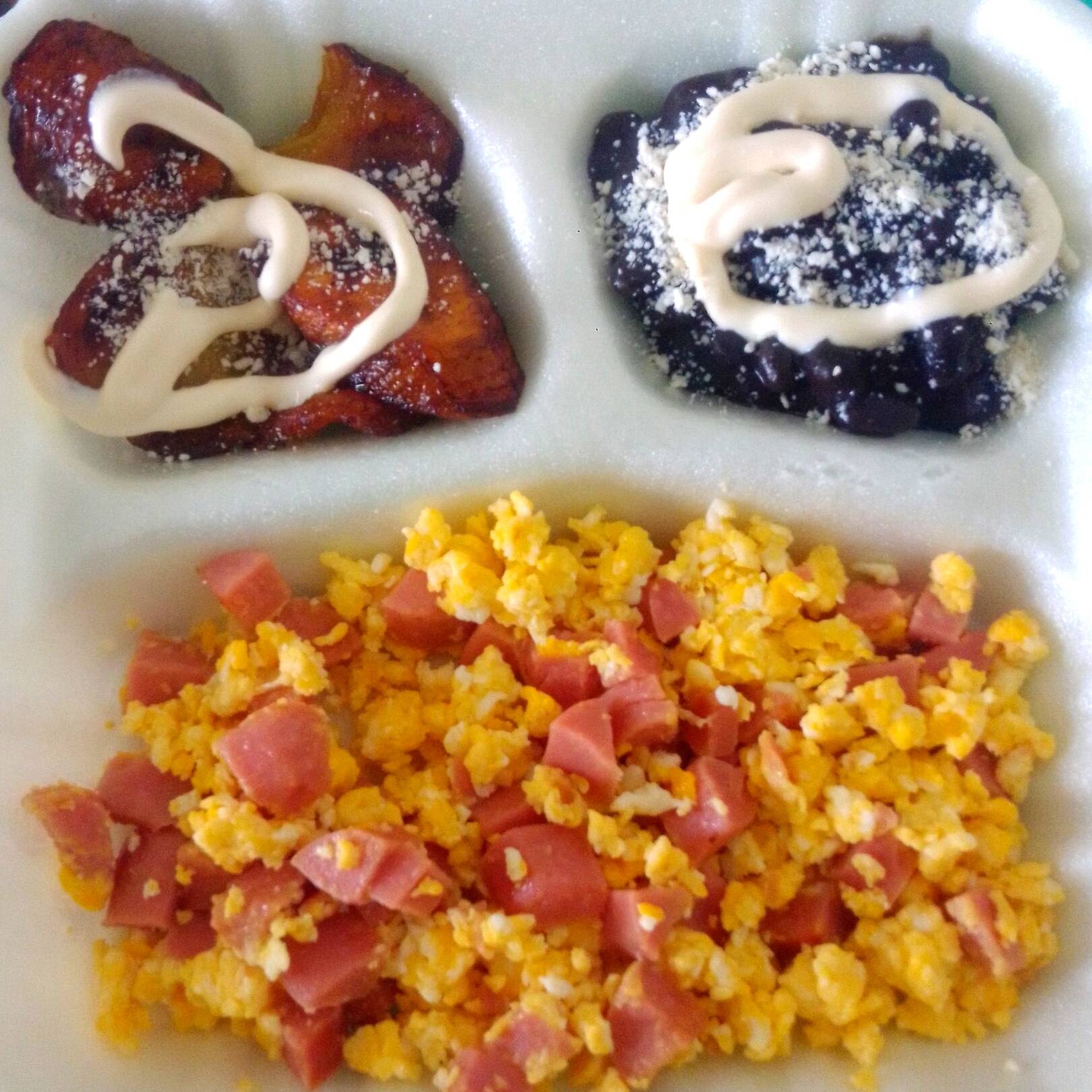 Huevos con Salchicha