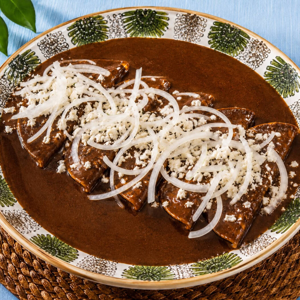 Enchiladas de Mole Sencillas (No Pica)