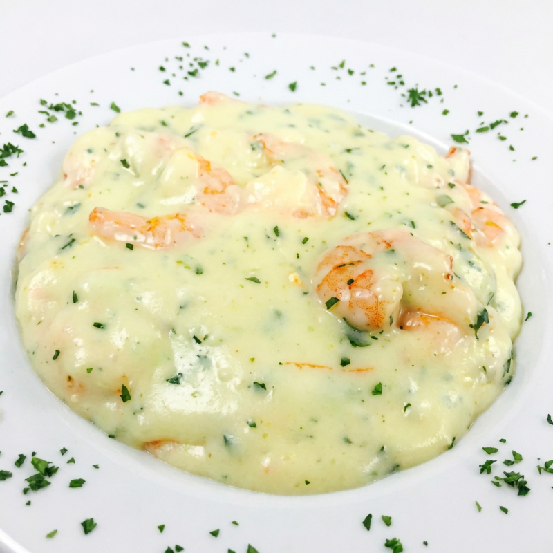 Camarões descascados na casa, cozidos e refogados no molho branco com Catupiry Original. Acompanha arroz branco.