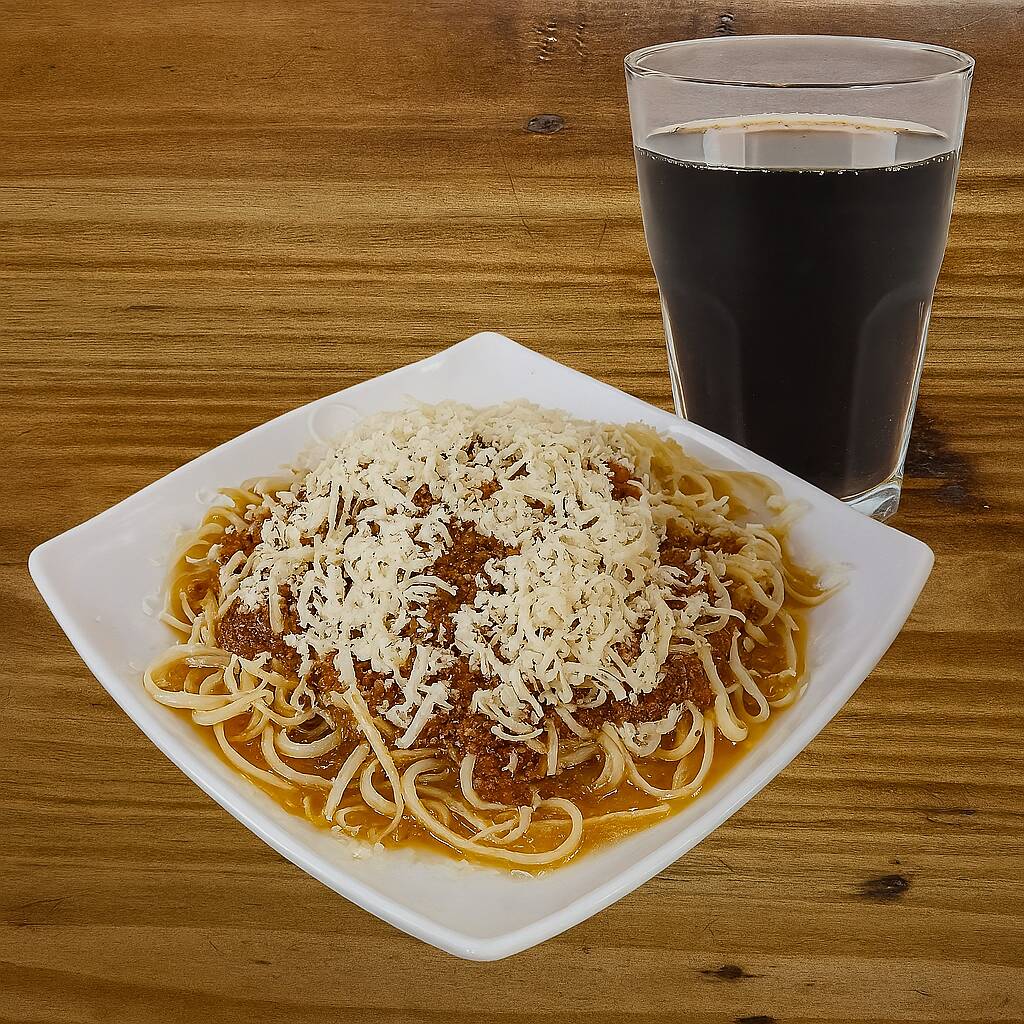 Pasta Boloñesa + Gaseosa 250 ML