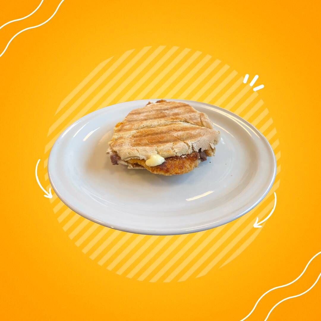 Torta Planchada de Milanesa de Pollo