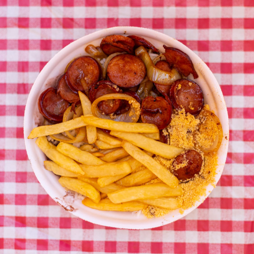 Arroz fresquinho, Feijão delicioso, batata frita, farofa