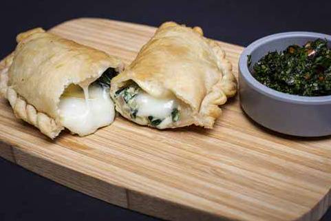 Empanada De Espinaca Con Queso