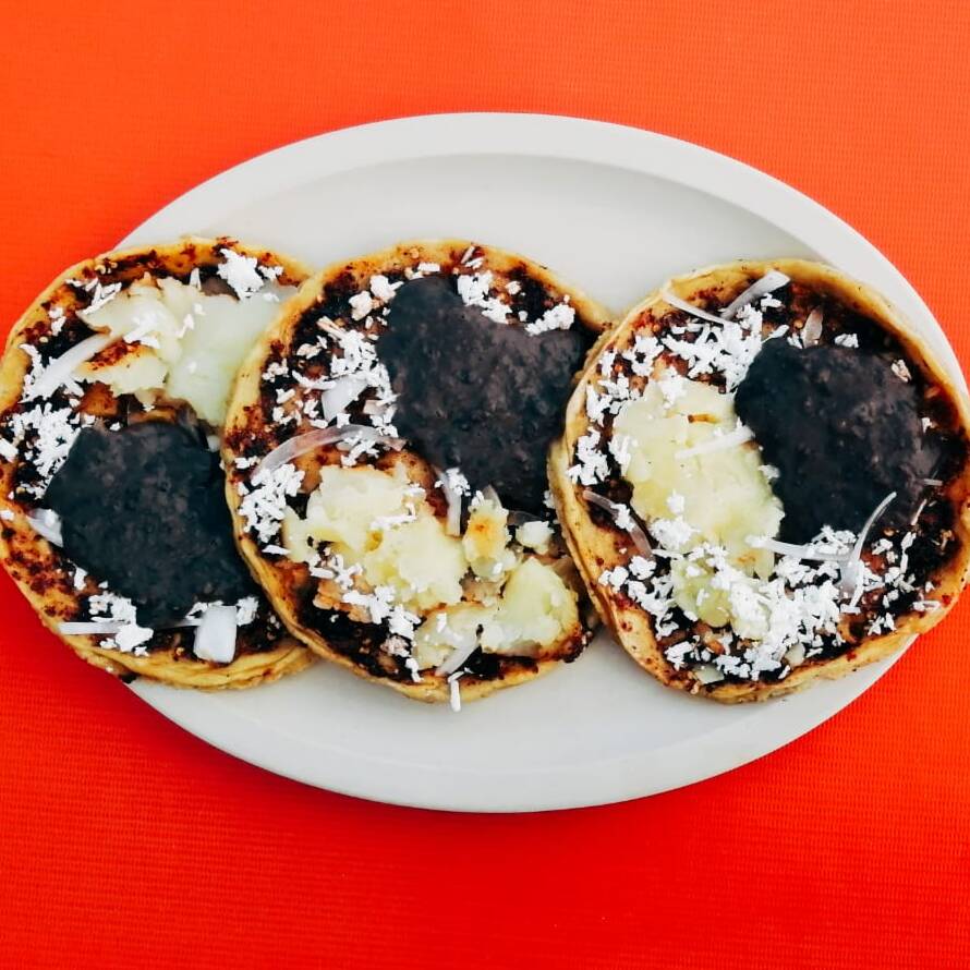 Gordita Xalapeña con Cebolla (Pieza)