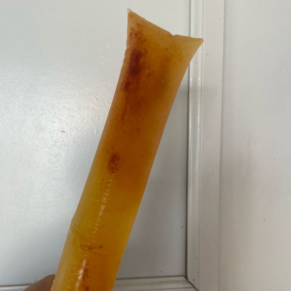 Bolis de Agua Sabor Piña con Chile