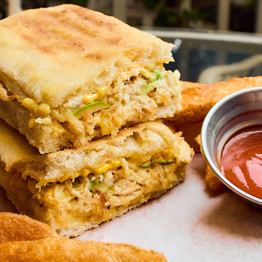 Panino Pollo Miel & Aguacate