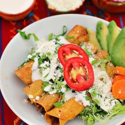 4 Piezas de Tacos Dorados de Pollo