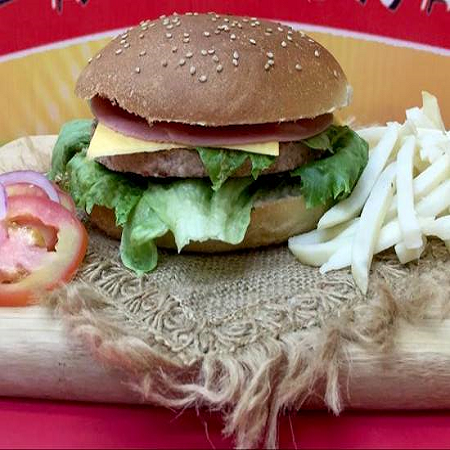 Hamburguesa con papas a la francesa