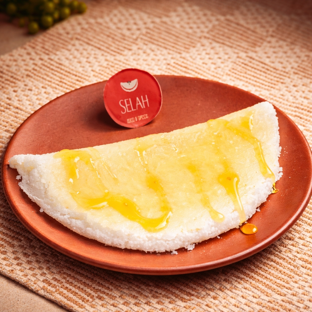 Contendo manteiga de primeira qualidade e mel e ornando entre doce e salgado, maciez e crocância, nossa manteiga e mel é pra aqueles que apreciam o tradicional e o inovador!