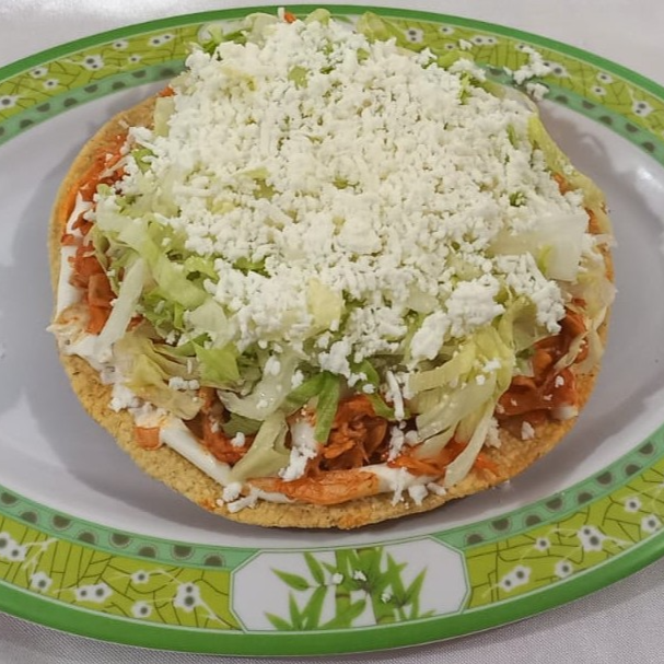 Tostada de Tinga