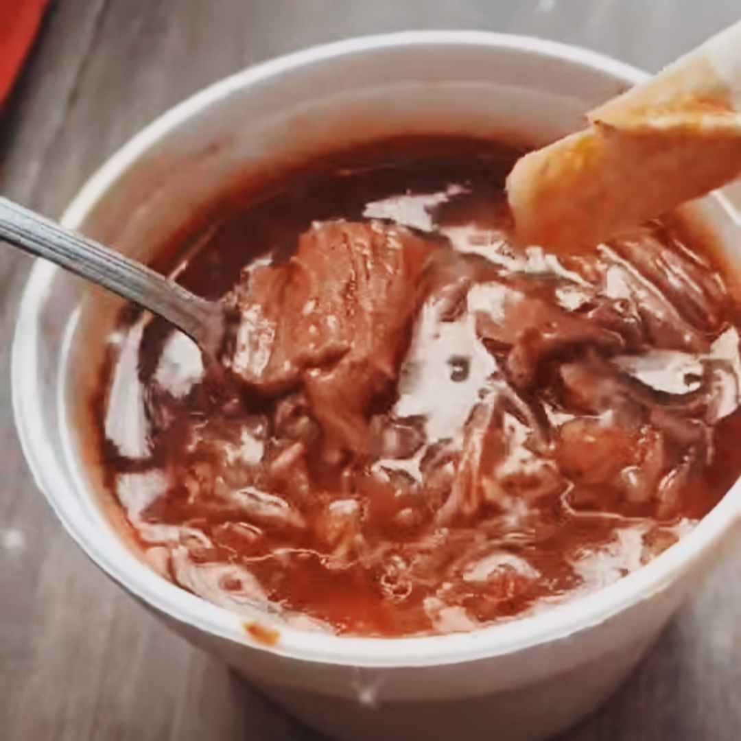 CONSOMÉ MEDIANO CON CARNE