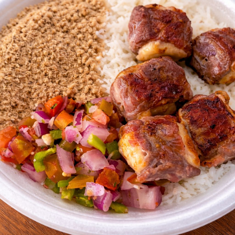 Acompanha: Arroz, Vinagrete e Farofa e a carne a sua escolha.