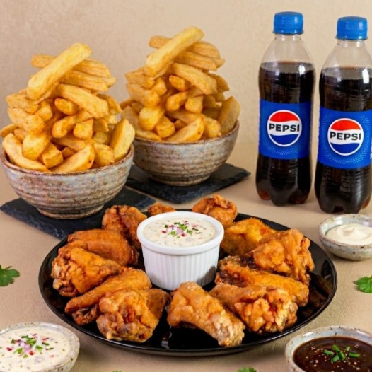 Combo : 12 alitas + papas + 2 pepsi