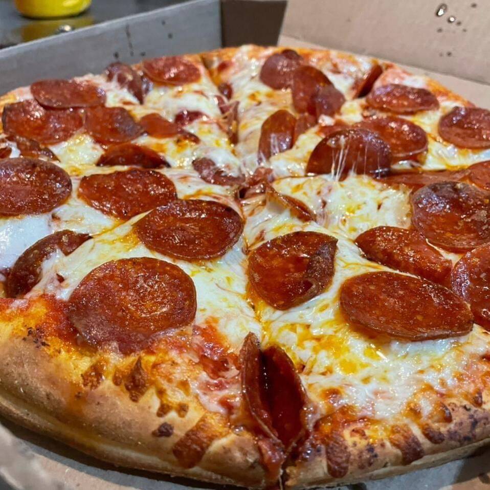 Pizza de Pepperoni Mediana