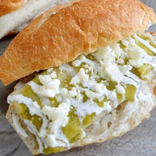 Guajolota / Tamal sandwich