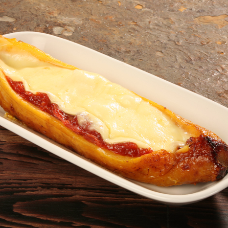 Maduro con queso y bocadillo