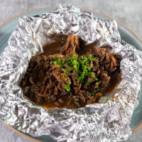 Cogumelo pequeno e escuro puxado na manteiga. *Não acompanha (Shoyu,Teriaki, Porta Shoyu e Hashi)*