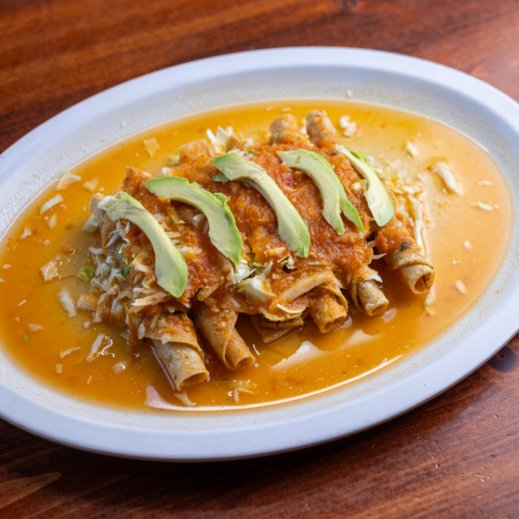 Media docena de flautas express (con aguacate)