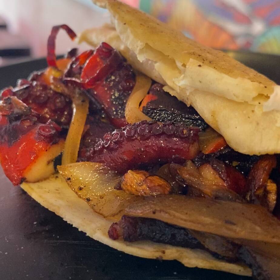 Pulpo al Ajillo en Taco