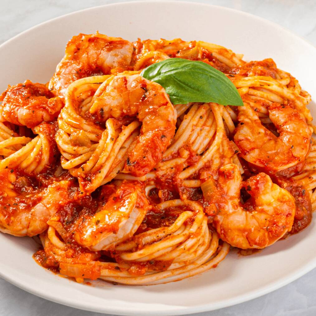 🍝 Spaghetti Arrabiata con Camarones 🦐