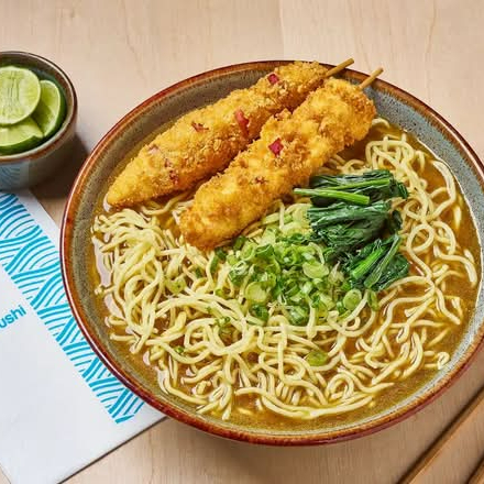 Sopa Ramen Curry – Pollo, Manzana y Espinaca en Ca