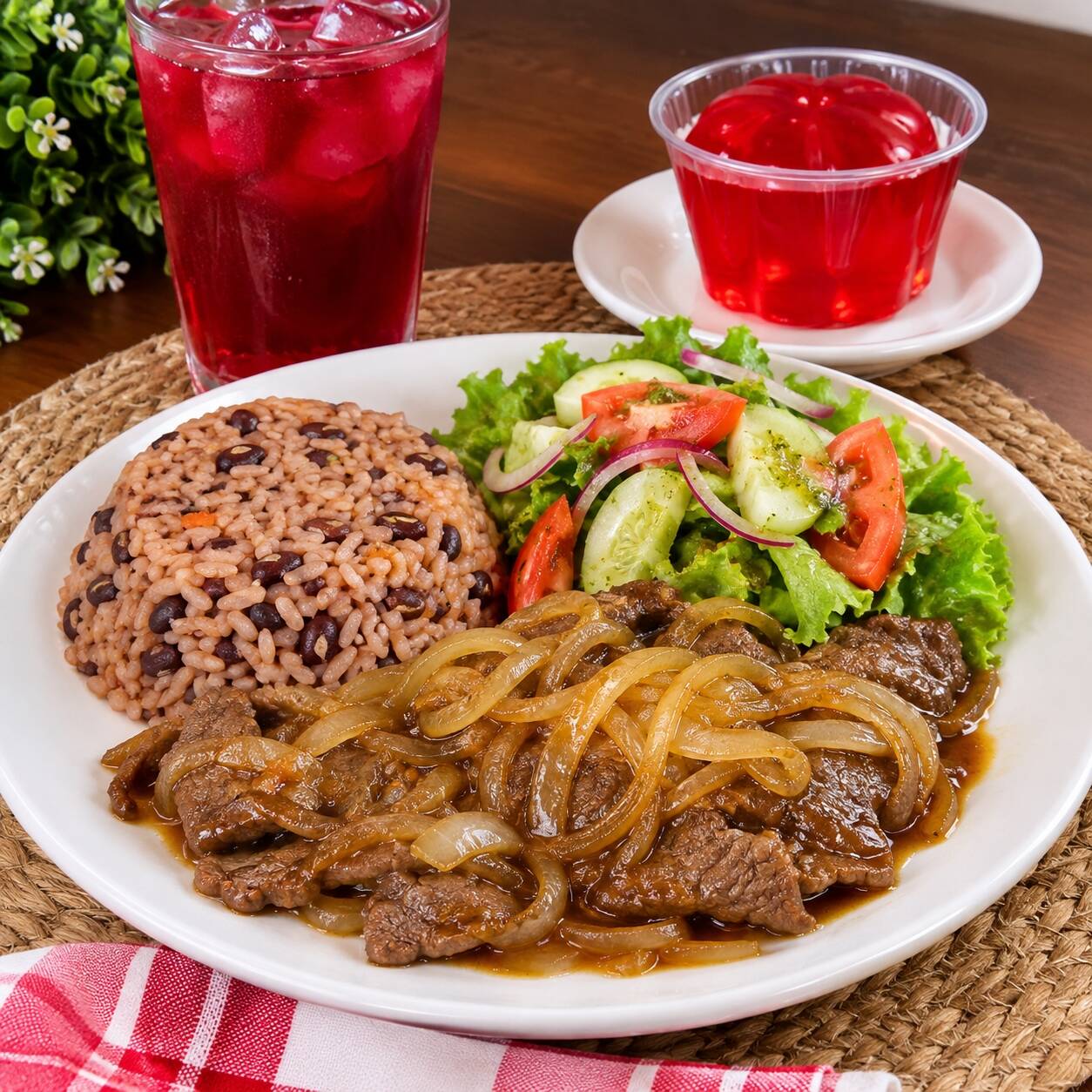 Bistec de Cerdo Encebollado a lo cubano