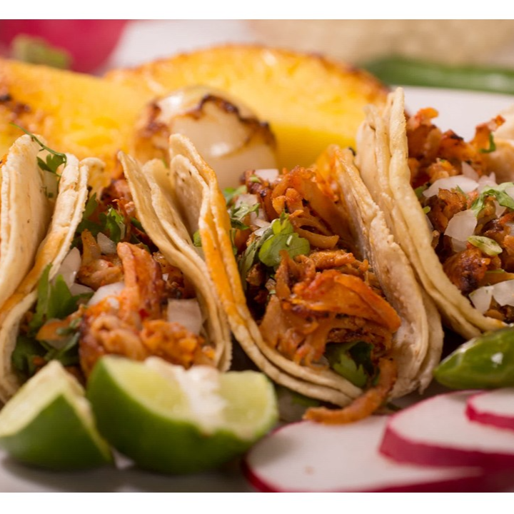 Combo Agua Fresca + 7 Tacos de Adobada