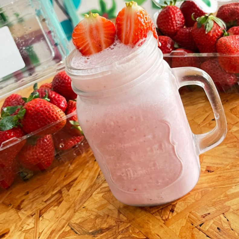 Licuado de Fresa de 1/2 Litro