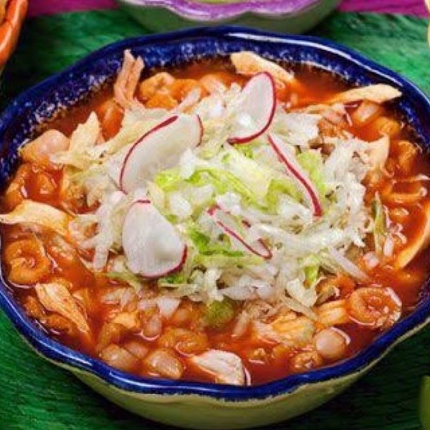 Pozole Rojo de Pollo