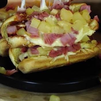 PizzaDog de Pavo Hawaiano