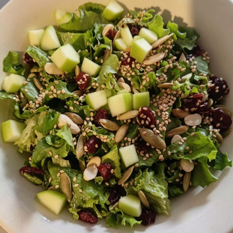 Ensalada FRUTOS SECOS CON MANZANA