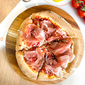 PIZZA EMILIA ROMAGNA TRATORIA