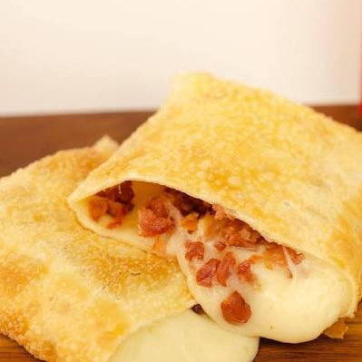 Queijo, Catupiry e bacon.