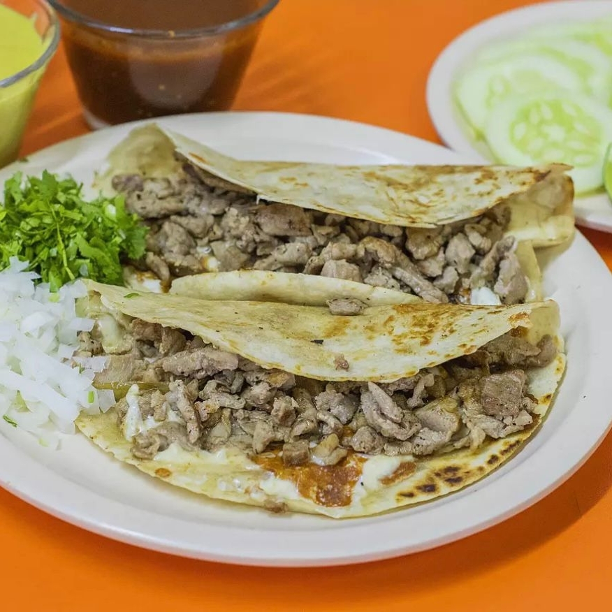 Quesadilla con Carne