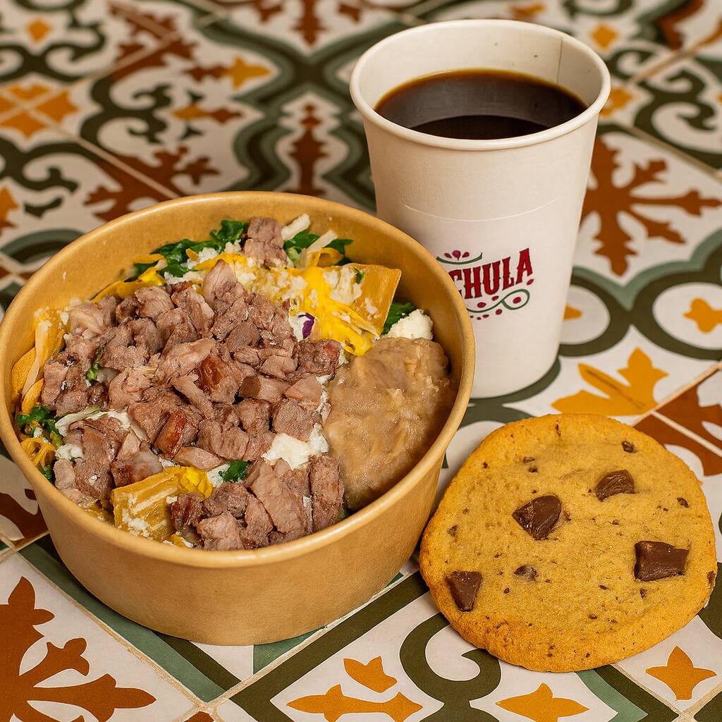 Combo Chilaquiles de Arrachera Grande