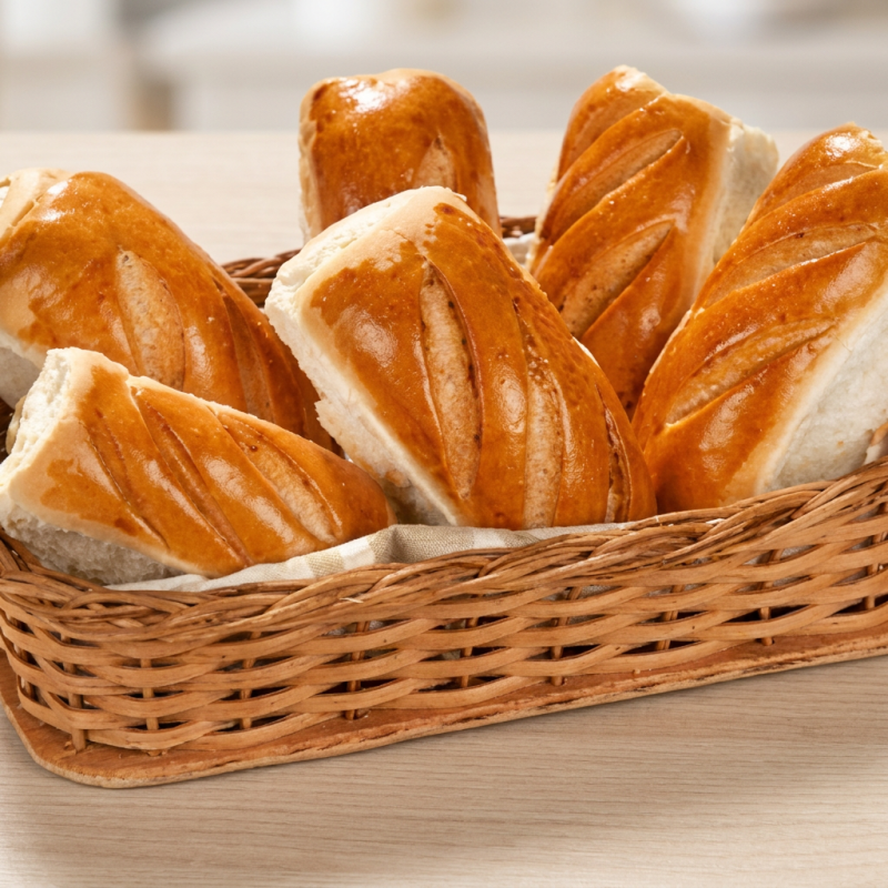 Pacote com 6 pães suiços.